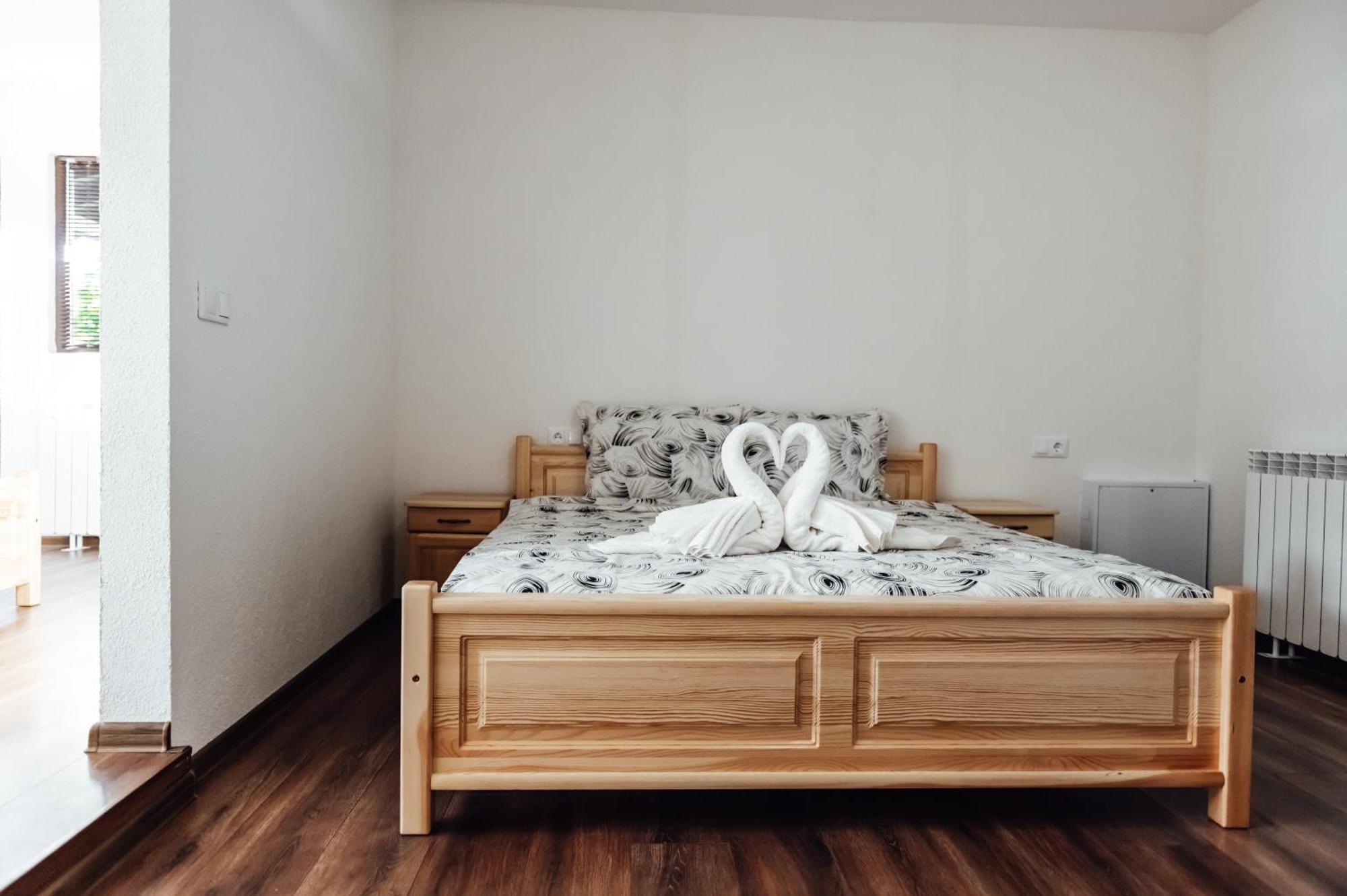 Guesthouse Juli Saparewa Banja Zewnętrze zdjęcie