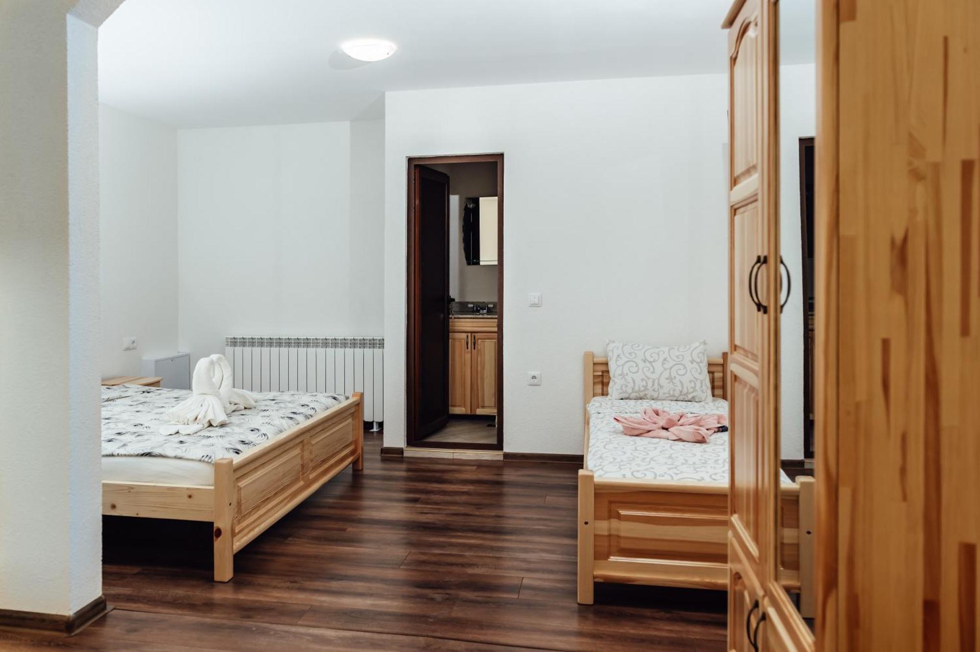 Guesthouse Juli Saparewa Banja Zewnętrze zdjęcie