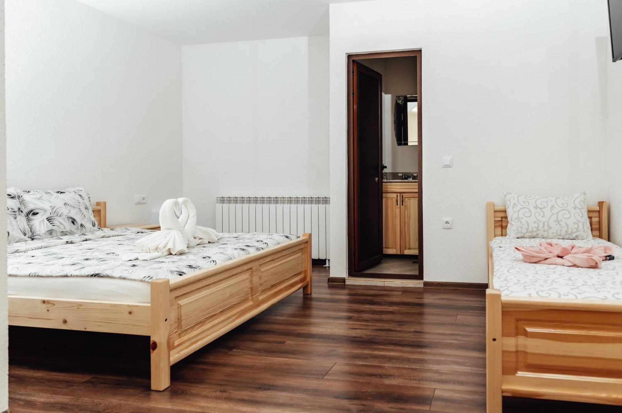 Guesthouse Juli Saparewa Banja Zewnętrze zdjęcie